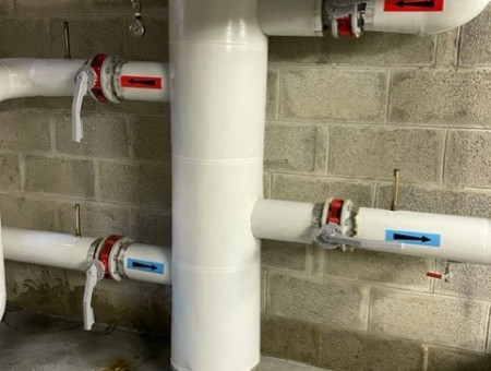 installation de nouvelles vannes dans une maison de retraite